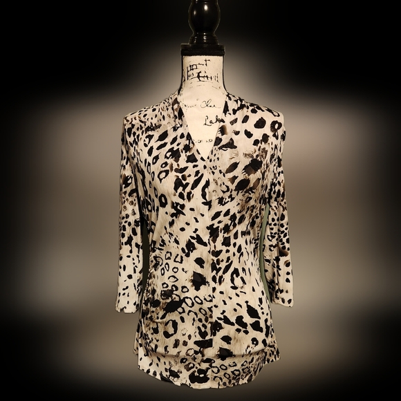 Vince Camuto Leopard Blouse - Picture 2 of 8